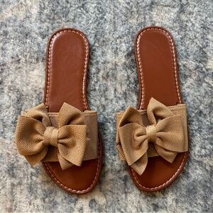 Mossimo Supply Co. Brown Bow Sandals